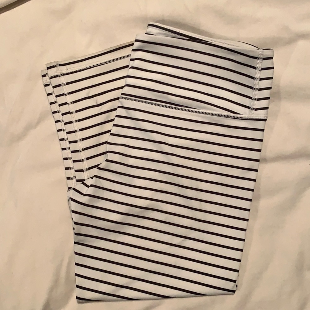 Striped Capri Leggings